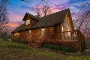 Remodeled Lakefront Cabin, shuffleboard, Starlink - Eagle Rock
