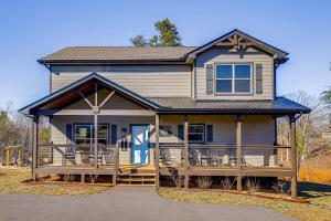 Hot Tub, Fireplace & Views: Sevierville Retreat!