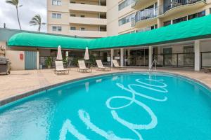 05 FREE Parking 10 min beach 2br-Waikiki Ala Moana