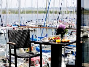 Ostsee - Appartement Nr 50 "Meerblick" am Yachthafen im Strand Resort
