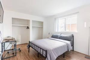 Room 20 mins to U of M