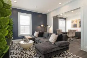 Fully-stocked Kitchen, AC, WiFi, WD, Near Baseball and Downtown - Oxford