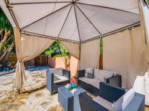 Country house in Cala Mesquida