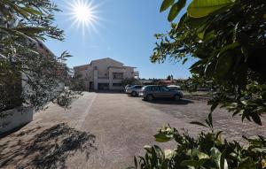 Nice Apartment In Makarska