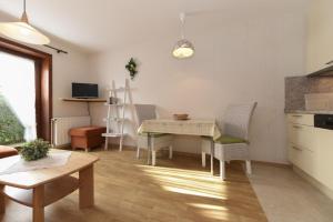 Schleswig-Holstein Whg 02 EG re