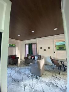Casitas Rojas #3