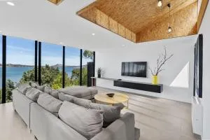 Stylish Home with Outdoor Area & Spectacular Views - كامبردج