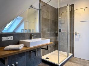 W6 - Gästehaus Christian-Westphal-Str 60 - FERIENDOMIZIL HOLLICH