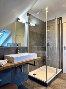 W6 - Gästehaus Christian-Westphal-Str 60 - FERIENDOMIZIL HOLLICH