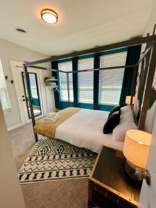 Stylish Historic Home Near Bishop Arts 5 min