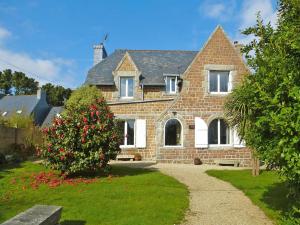 Maisons de vacances Stone House Pleumeur-Bodou near Pink Beaches : photos des chambres