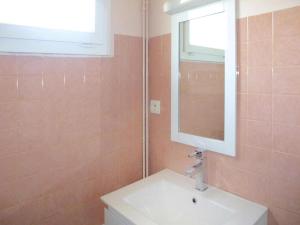 Maisons de vacances Stone House Pleumeur-Bodou near Pink Beaches : photos des chambres