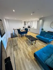 2 Bed Duplex with En-suite 5 mins walk from city centre - 加福斯