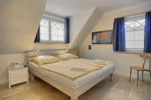 Les Belles, Haus Davide, FW Mondain, Whg 10