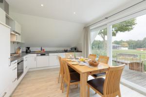 L4 - Ferienanlage Lindenstraße 1 - FERIENDOMIZIL HOLLICH