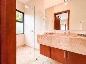 Hermosa Villa con Alberca privada 6px 3R