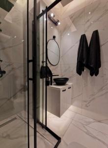 3 rooms modern apartment close to the beach!