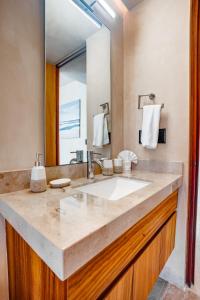 Tankah Bay Jungle Condominium with Sea Access 2 BDR