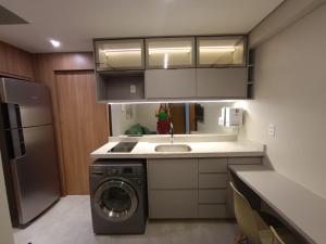 Apartamento um quarto e sala mobiliado