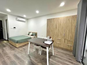 Asahi Luxstay - DCapitale Tran Duy Hung Studio