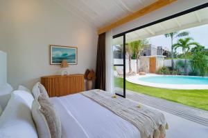 Stunning 3 Bed Villa, Close To Cafes And Beach