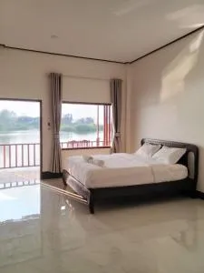 DODAND Studio & Sunset Riverside Guesthouse - Don Som