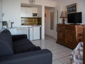 Studio au Lavandou, à 20m de la plage avec parking - FR-1-803-78