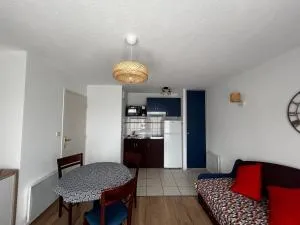 Charmant T2 avec WIFI à 200m des Thermes - FR-1-541-170 - Barrou