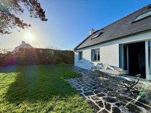 Maisons de vacances Maison a Carnac de 4 pieces, 6 personnes, Jardin & Wifi - FR-1-377-98 : photos des chambres