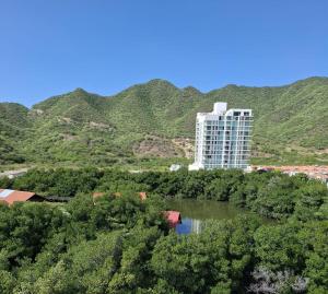A Refuge with a View and a Sea Breeze