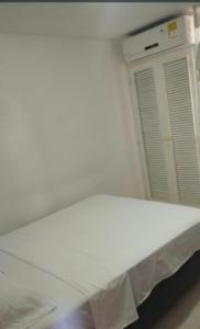 A Refuge with a View and a Sea Breeze