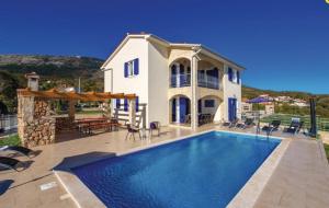 Gorgeous sea-view VillaSol with pool & BBQ