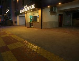 Hotel Balaji Green Park