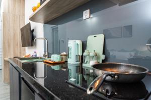 ANNIE HOUSE Nha Trang- Studio Room convenient & modern design near the beach & Tram Huong Tower with big promo