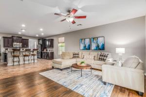 Tucana Seville Gilbert