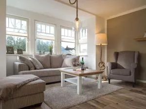 Ferienhaus "Zum Achterknoten" - Zingst