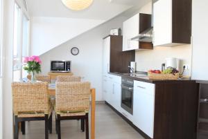 "Grüntal 8 - Whg 9" Wohlfühloase in ruhiger Lage 52 qm Wohnfläche zzgl 12 qm großzügiger Dachterrasse!