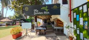 Hotel suraj, silivassa