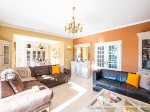 Villa for 9 people with garden