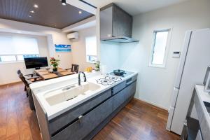 Newly Built 3-Story House in the Heart of Tokyo-Easy Access to Airports,Skytree