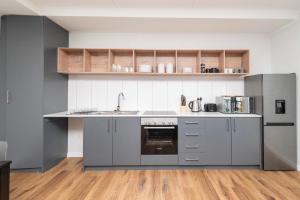 East of Main 4 Bedroom Apartment in Sea Point