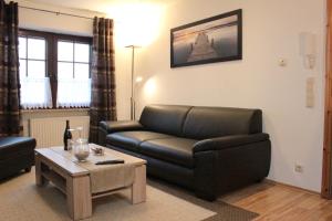 "Im Eichenhof" Whg 1 - idyllische Dorflage Nähe Grömitz! Jetzt mit WLAN!