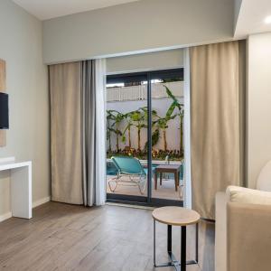 Arcanus Hotels Trendline Side