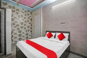 Hotel O Malik House Red Apple Rooms
