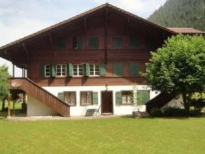 Schweiz,Lenk,Berner Oberland,Ferienwohnung 4 Bett, Kinderfreundlich,Seniorenfreundlich - Lenk im Simmental