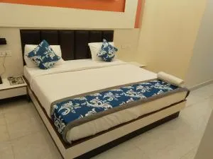 Hotel Pink City - Khuri