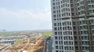 Comfort 2BR at 20th Floor Tokyo Riverside PIK 2 Apartment By Travelio