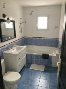 Villas House with pool : photos des chambres