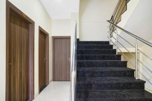 Super Hotel O Lalganesh formerly Royal Avenue