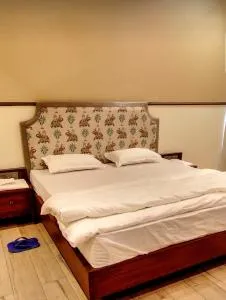 Satvik Hotel And Restaurant - Maheshwar